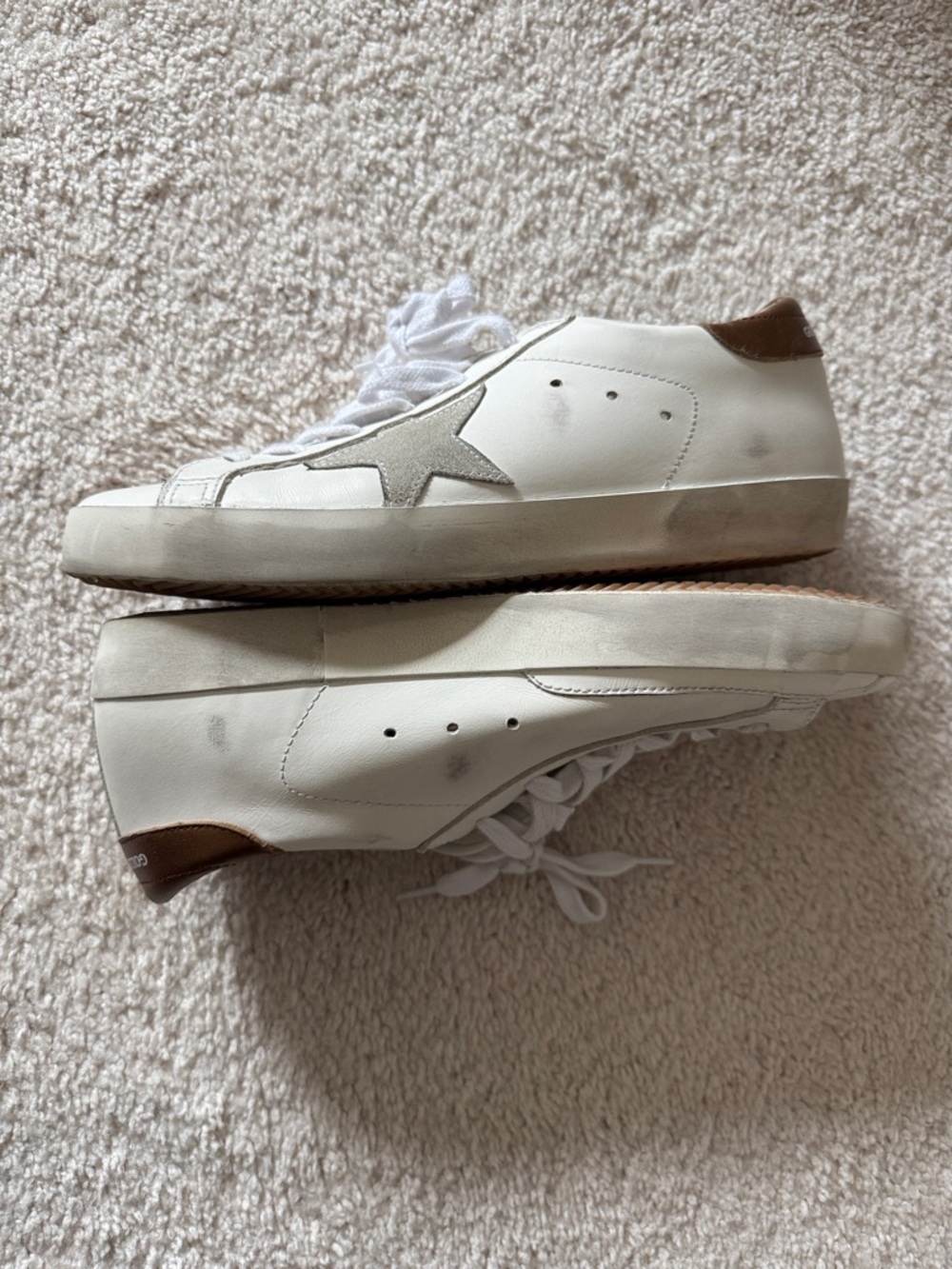 White Low-Top Leather Sneakers with Tan Heel
